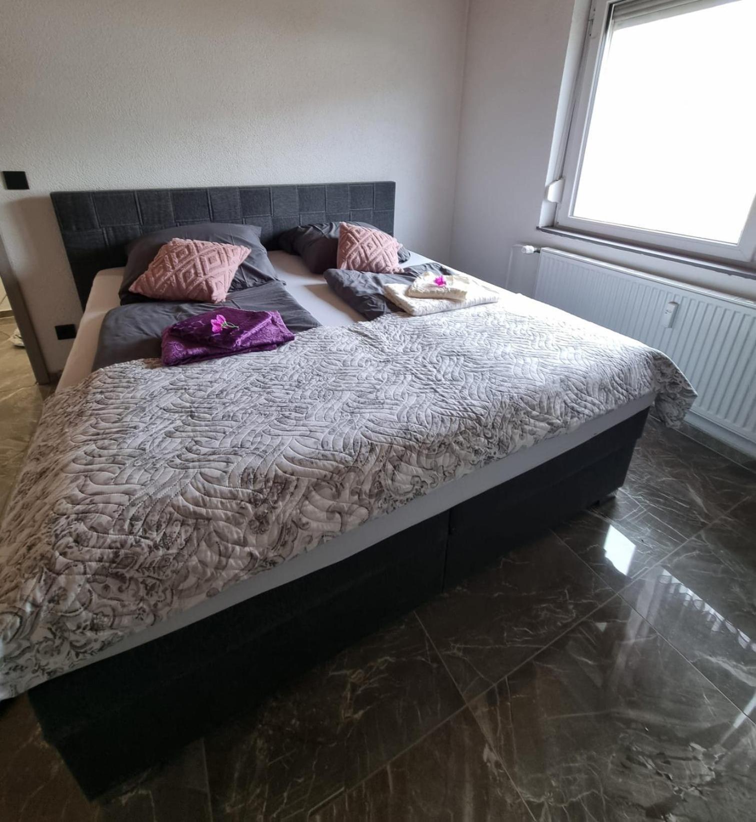Apartment Sasu Friedrichshafen Ngoại thất bức ảnh